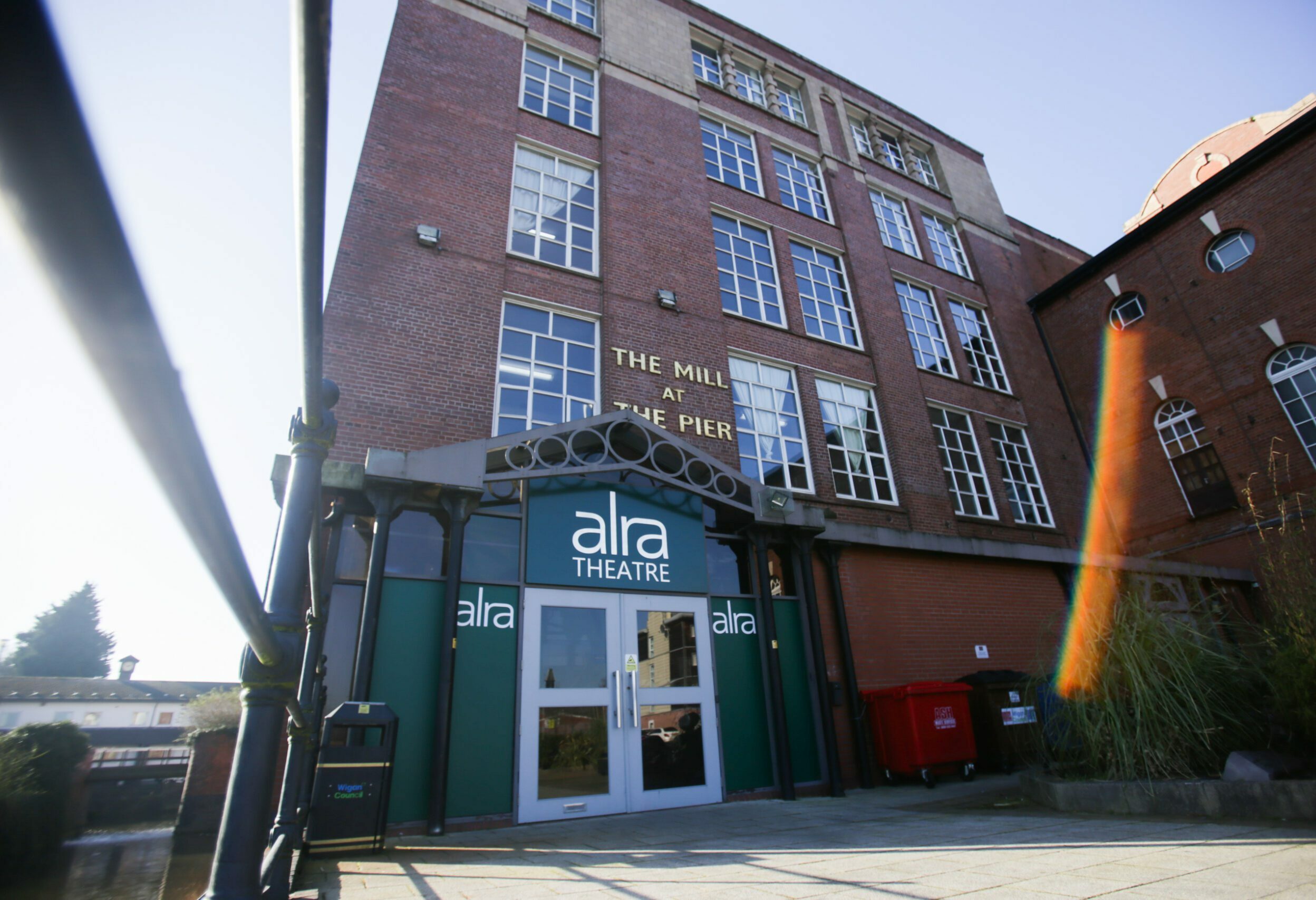 ALRA drama school closes why has it closed suddenly what will